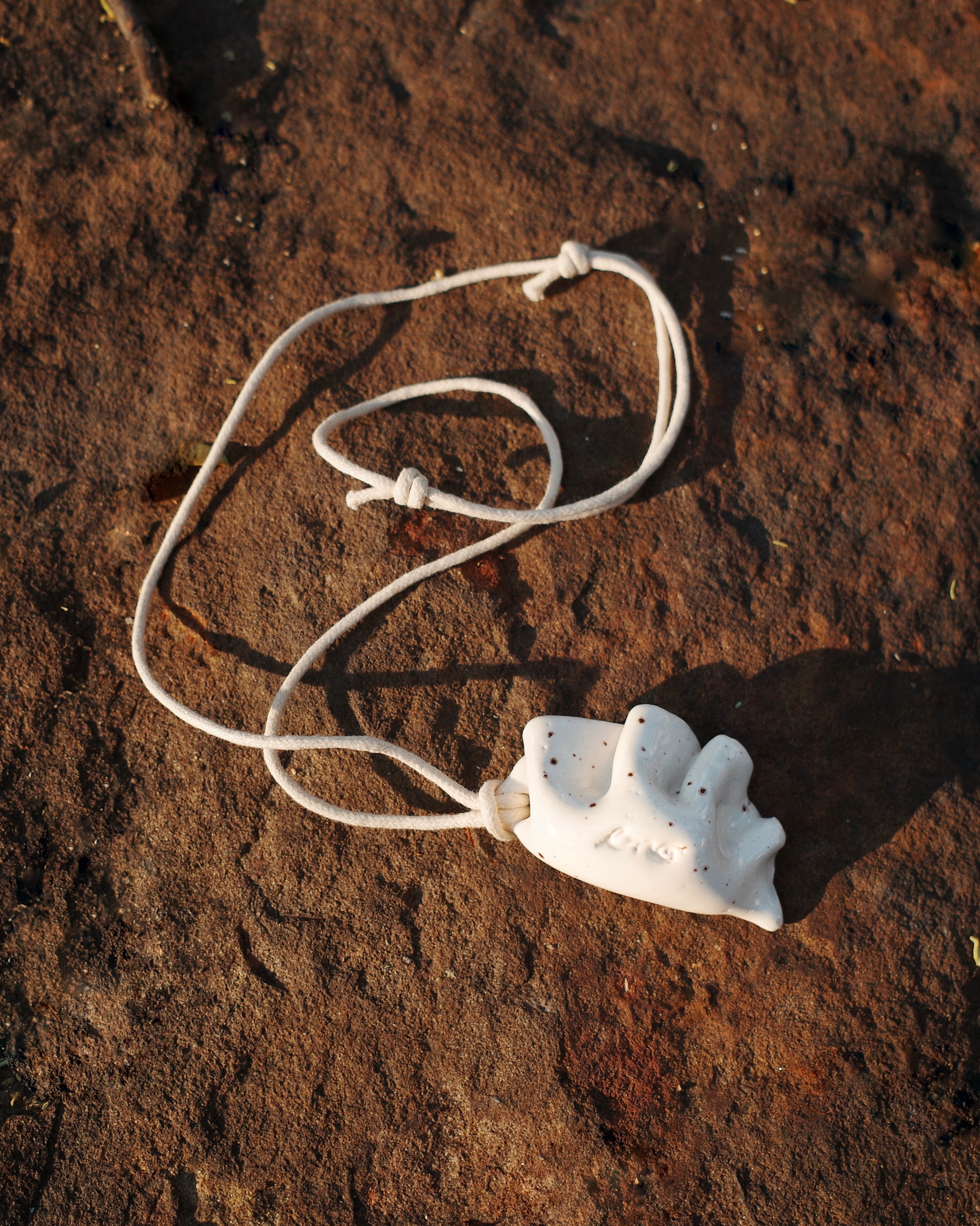 Gyoza Ceramic Necklace - Eggshell